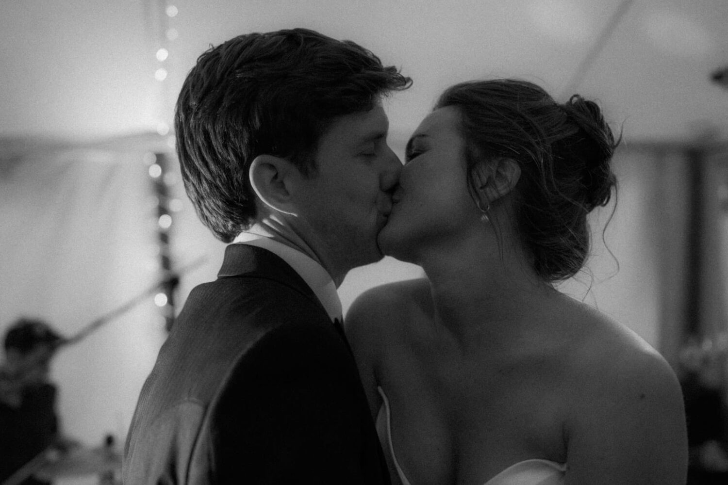 Phoebe Niall Wedding 2067 BW